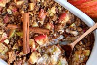 Apple Pie Crumble Dip