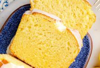 Sunny Limoncello Cake