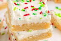 Merry & Bright Sugar Cookie Bars