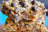 Peanut Butter Toffee Caramel Chocolate Chip Dream Bars