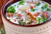 Effortless Crockpot Zuppa Toscana