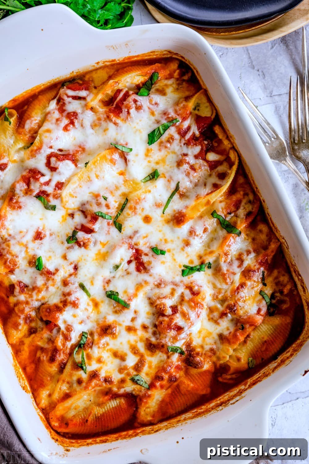 Baked Stuffed Shells: A delicious and easy recipe. easy-stuffed-shells-recipe-baked