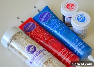 Captain America Cake Decorations - Sparkle Gels and Sprinkles