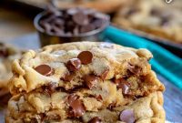 Irresistible Chewy Chocolate Chip Cookies